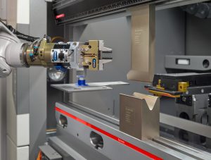 Mobile Bending Cell from Bystronic can be moved and set up in under 10 minutes.